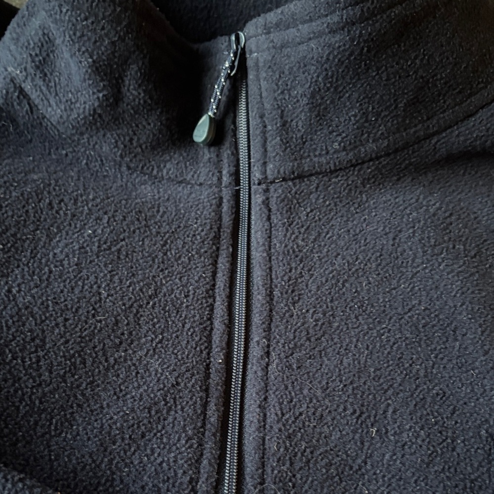 Vineyard Vines Men's Black Fleece Zip-Up Sweater - Picture 4 of 6